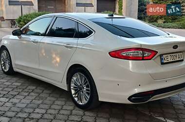 Седан Ford Fusion 2014 в 