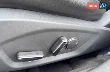 Седан Ford Fusion 2013 в 