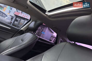 Седан Ford Fusion 2013 в 