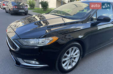 Седан Ford Fusion 2016 в Виннице