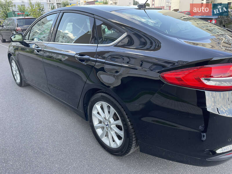 Седан Ford Fusion 2016 в Вінниці