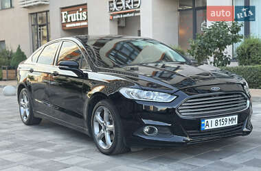 Седан Ford Fusion 2015 в Києві
