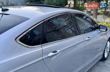 Седан Ford Fusion 2014 в 