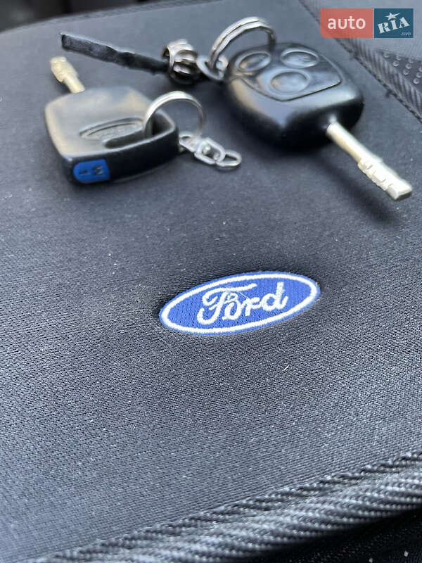 Хэтчбек Ford Fusion 2005 в Шепетовке