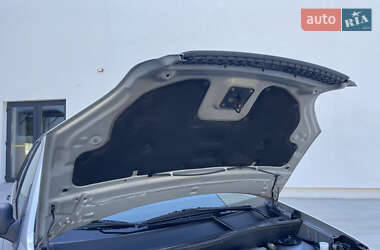 Хэтчбек Ford Fusion 2010 в 