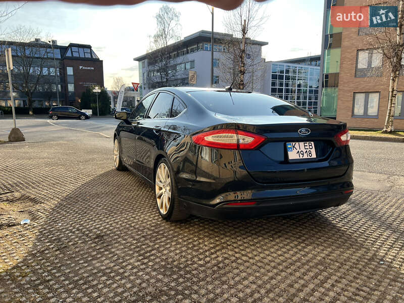 Седан Ford Fusion 2013 в Белой Церкви