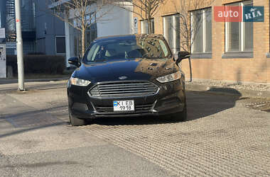Седан Ford Fusion 2013 в 