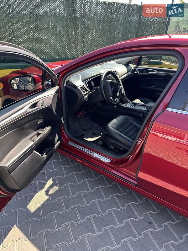 Седан Ford Fusion 2017 в Одессе