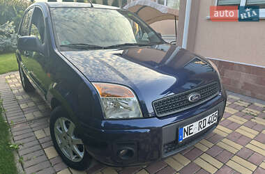 Хэтчбек Ford Fusion 2010 в 