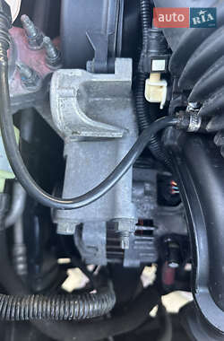 Хэтчбек Ford Fusion 2010 в 