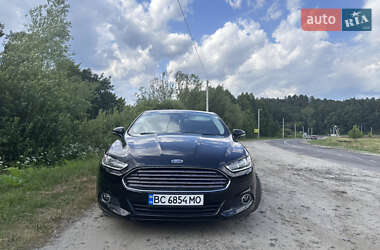 Седан Ford Fusion 2016 в Львові