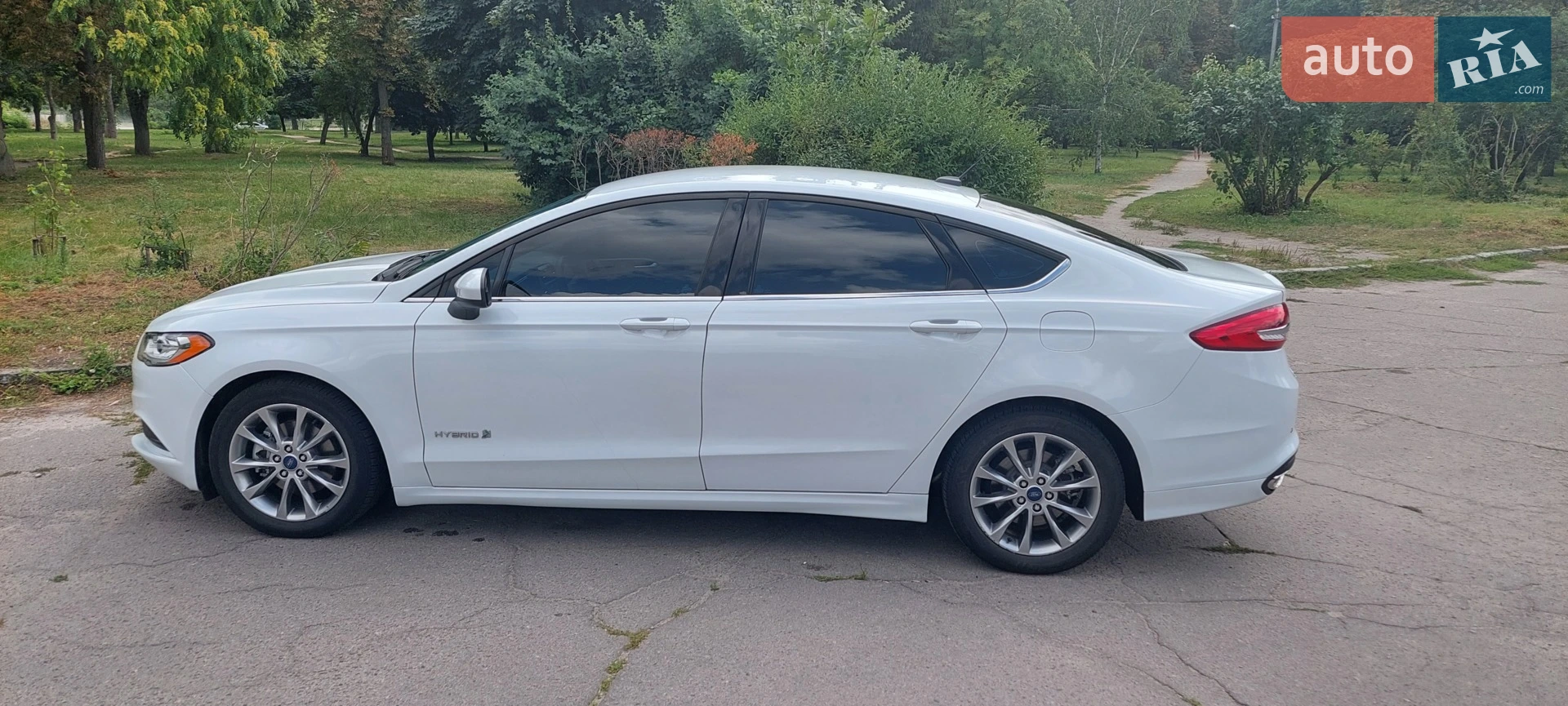 2017 Ford Fusion - мініатюра 19