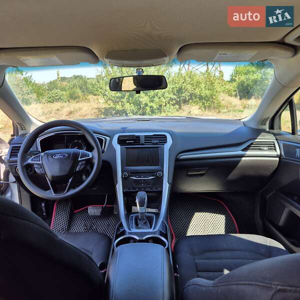 Седан Ford Fusion 2014 в Кропивницком