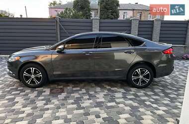 Седан Ford Fusion 2017 в 