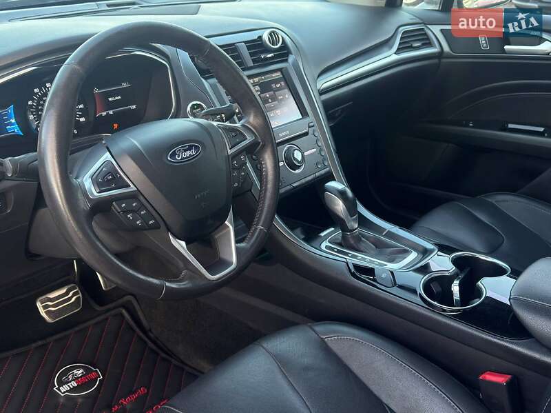 Седан Ford Fusion 2015 в Харкові