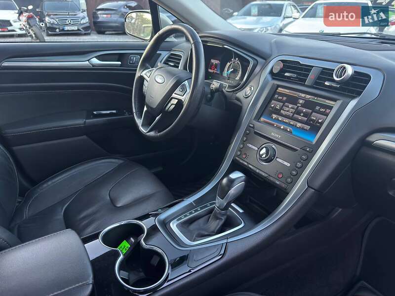 Седан Ford Fusion 2015 в Харкові