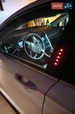 Седан Ford Fusion 2014 в 