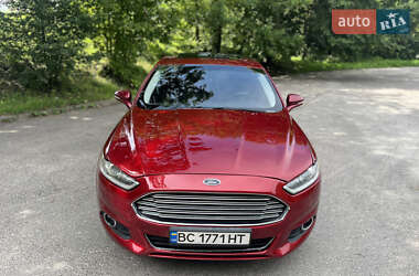 Седан Ford Fusion 2014 в 