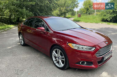 Седан Ford Fusion 2014 в 