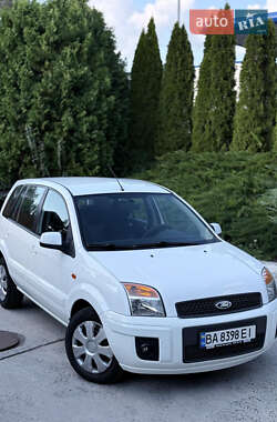 Хэтчбек Ford Fusion 2011 в Смеле