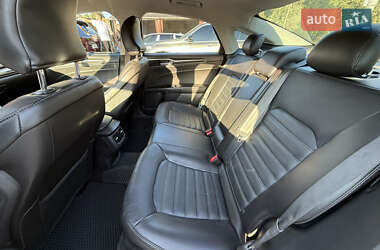 Седан Ford Fusion 2015 в 