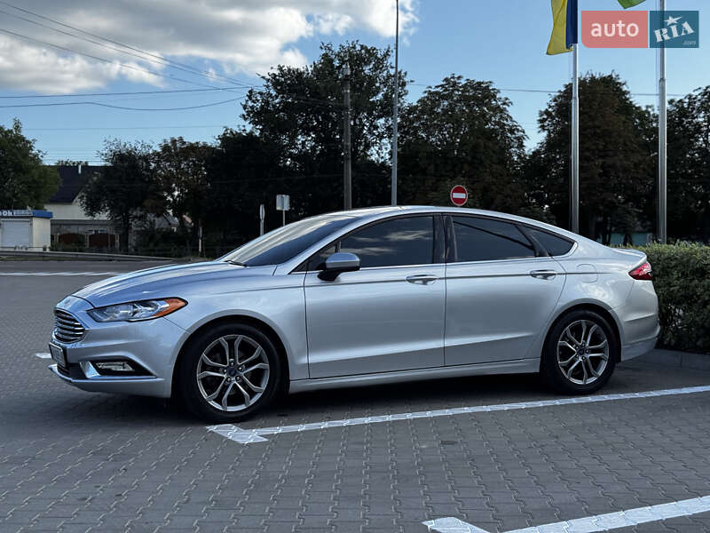 Седан Ford Fusion 2016 в Житомирі