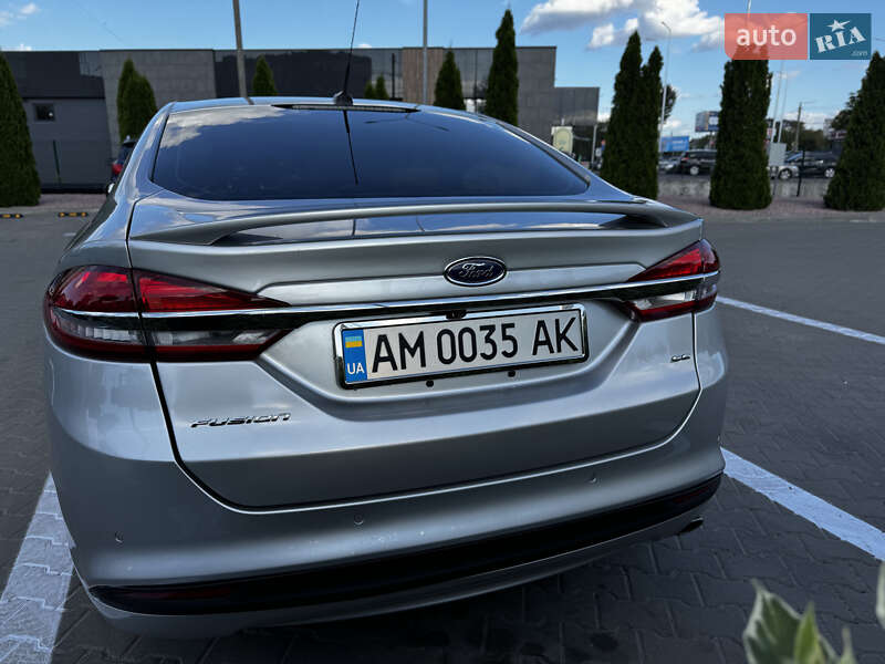 Седан Ford Fusion 2016 в Житомирі