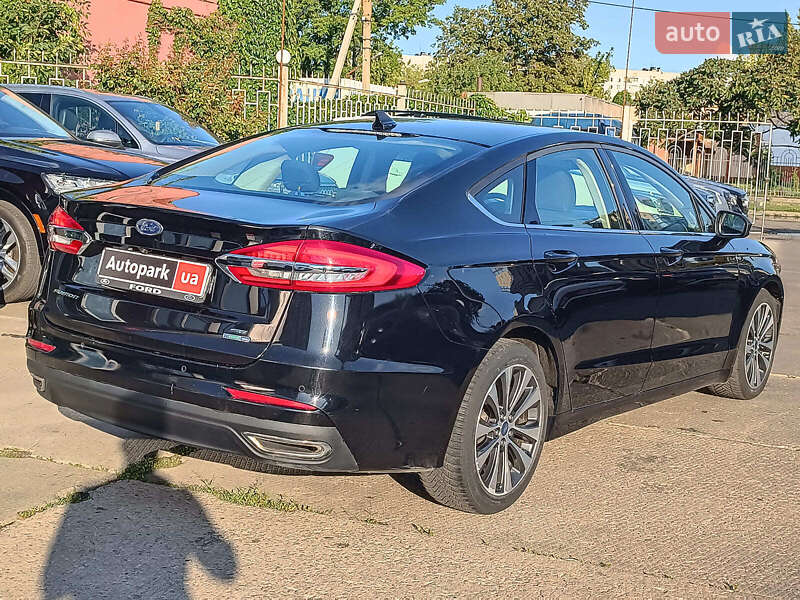 Седан Ford Fusion 2019 в Харькове