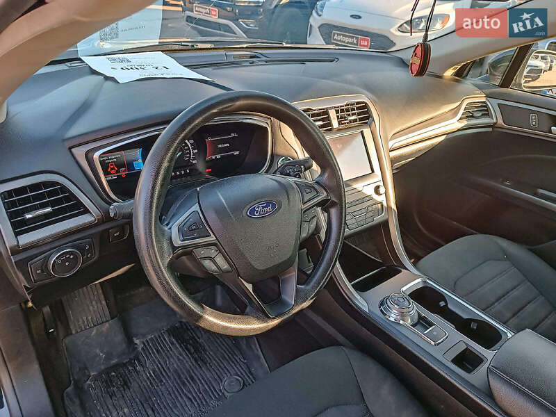 Седан Ford Fusion 2019 в Харькове
