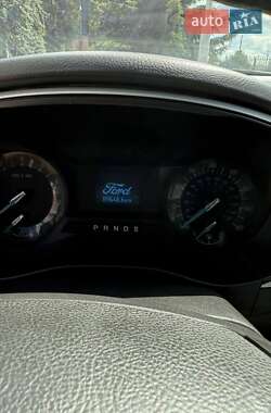 Седан Ford Fusion 2015 в 