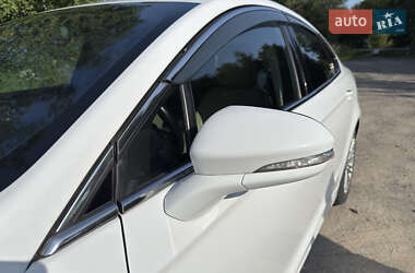 Седан Ford Fusion 2015 в 