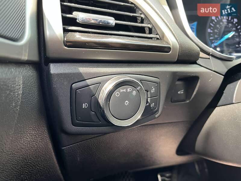 Седан Ford Fusion 2014 в Харькове