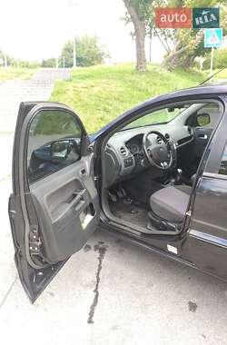 Хэтчбек Ford Fusion 2011 в 