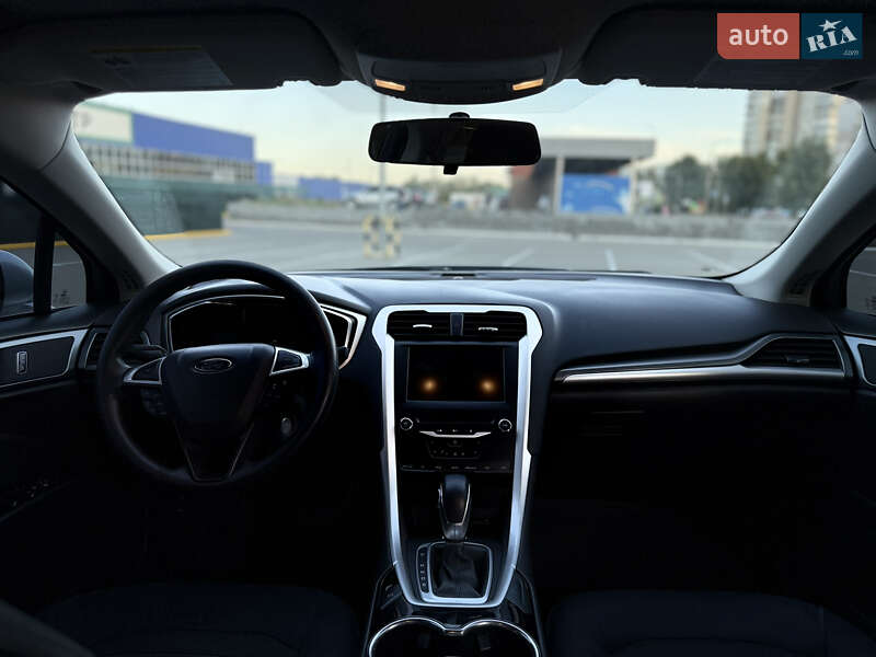 Седан Ford Fusion 2014 в Сумах