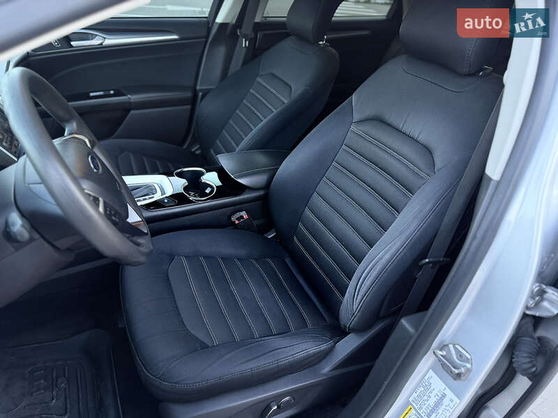 Седан Ford Fusion 2014 в Сумах