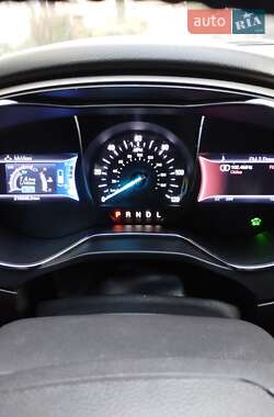 Седан Ford Fusion 2012 в 