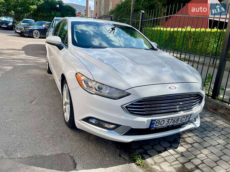 Седан Ford Fusion 2018 в Тернополі