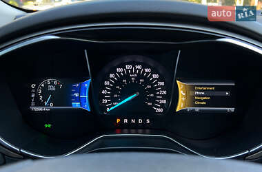 Седан Ford Fusion 2014 в 