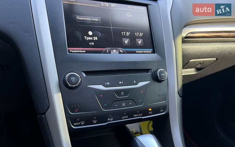 Седан Ford Fusion 2014 в Львове