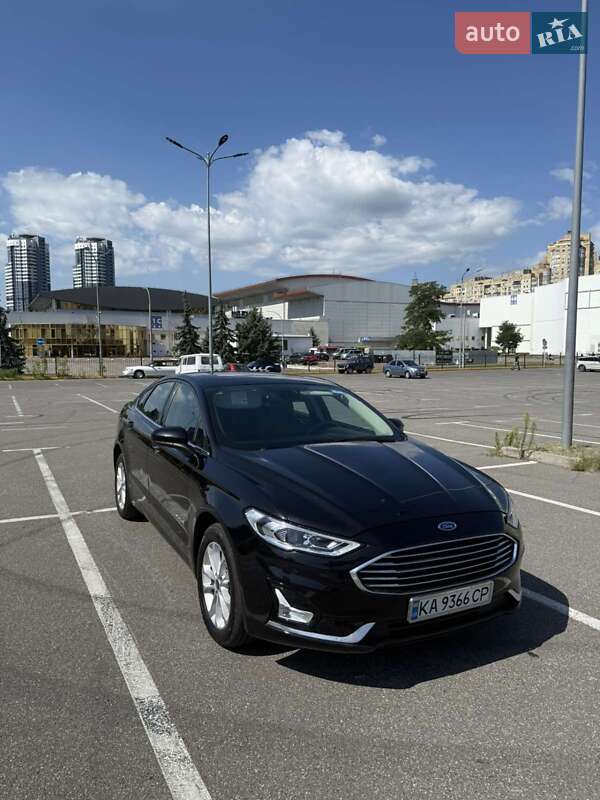 Седан Ford Fusion 2019 в Княжичах