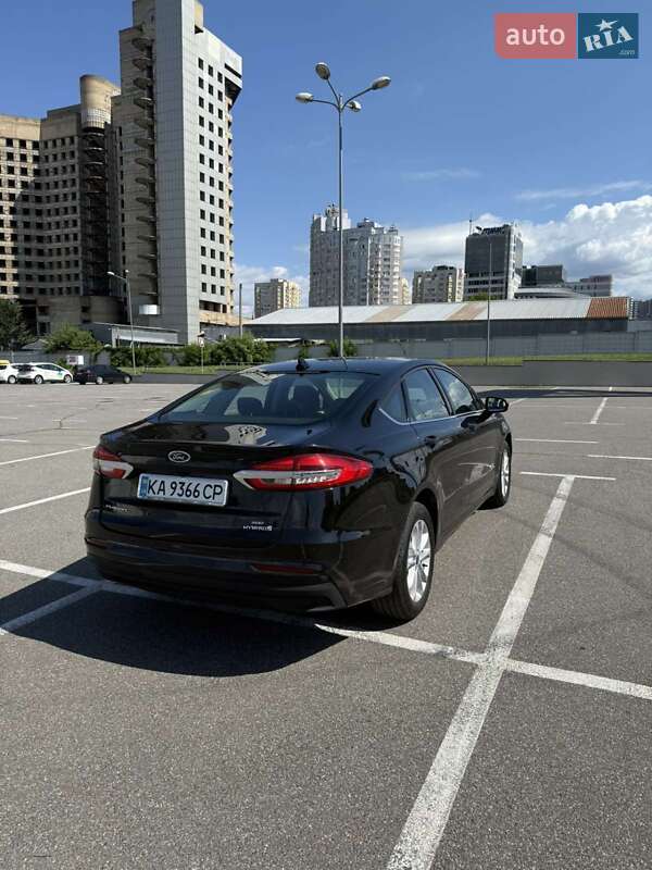 Седан Ford Fusion 2019 в Княжичах