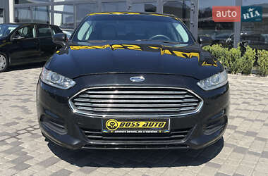 Седан Ford Fusion 2014 в 