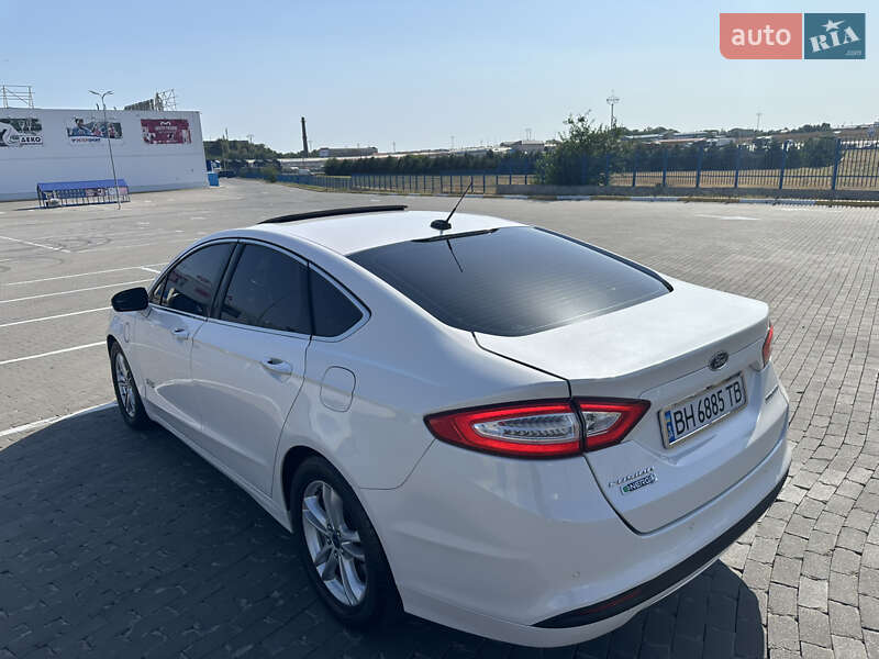 Седан Ford Fusion 2015 в Одессе