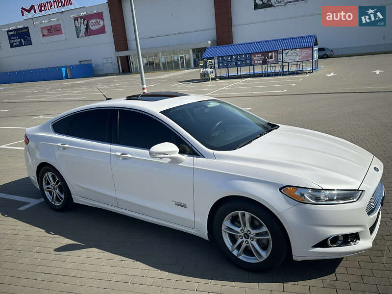 Седан Ford Fusion 2015 в Одессе