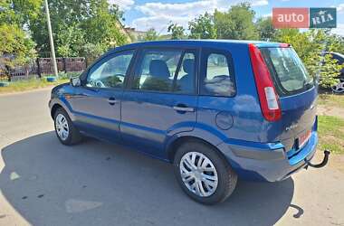 Хэтчбек Ford Fusion 2008 в 