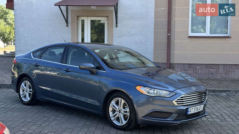 Седан Ford Fusion 2018 в Калуше