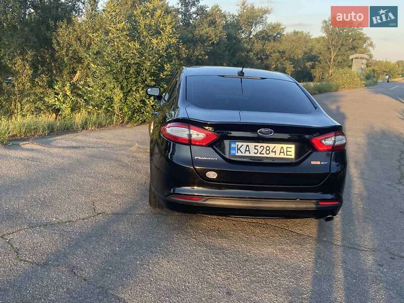 Седан Ford Fusion 2015 в Киеве