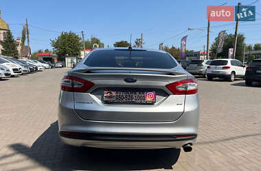 Седан Ford Fusion 2014 в 
