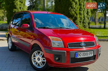 Хэтчбек Ford Fusion 2007 в 