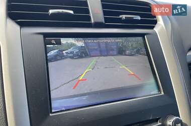 Седан Ford Fusion 2013 в 